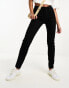 Vero Moda Tanya skinny jean with mid rise in black