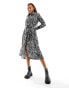 Фото #2 товара JDY belted midi shirt dress In abstract animal print