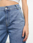 & Other Stories stone cut relaxed leg jeans in soft blue wash Голубой, 38 - фото #5