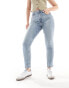 ASOS DESIGN Hourglass slim fit comfort mom jeans in mid blue Голубой, W30 L30 - фото #10