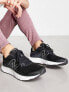 New Balance Running 520 trainers in black and white 44 - фото #1