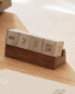 Metal cube table calendar