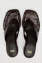 Фото #11 товара Block heel leather sandals ZARA