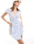 Miss Selfridge wrap mini tea dress in blue floral print Синий, 36 - фото #1