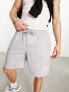 Фото #1 товара New Balance Essentials Stacked Logo Fleece Short in grey