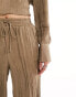 Фото #4 товара ONLY textured wide leg trouser co-ord in light brown