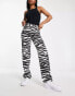 Фото #4 товара Bershka high waisted cropped straight leg jeans in zebra print