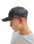 New Era tonal NY camo 9forty cap in black