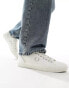 Fred Perry hughes low canvas trainer in white