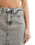 Фото #6 товара Calvin Klein Jeans front split denim maxi skirt in mid wash