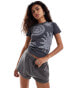 Фото #1 товара COLLUSION graphic print fitted t-shirt in grey