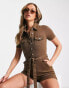 Фото #1 товара Parisian – Playsuit aus Denim in Khaki mit Gürtel