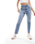 Фото #3 товара ASOS DESIGN sculpting slim fit comfort mom jean in mid blue