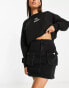 Фото #2 товара Urban Revivo mini denim cargo skirt in black