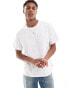 Фото #1 товара Levi's corded headline logo relaxed fit t-shirt in white