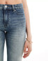 ONLY Tall Jaci mid rise straight leg jeans in tint Голубой, W25 L36 - фото #4