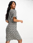 Фото #4 товара Y.A.S Elma mini wrap dress in black and white ditsy print