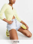 Фото #1 товара Stradivarius Petite ripped mom short in light wash blue