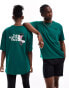 Фото #3 товара The North Face Expedition Stickers backprint oversized t-shirt in dark green exclusive to ASOS