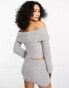 Фото #4 товара Bailey Rose off shoulder crop jumper in soft grey knit co-ord