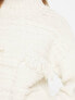 ASOS DESIGN – Hochgeschlossener Pullover in Creme mit verschiedenen Strukturen und Fransen
