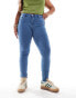 Фото #5 товара ONLY Curve push-up skinny jeans in mid blue