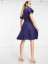 Closet London Tall – Plissiertes Midi-Skater-Kleid in Marineblau mit gewickelter Vorderseite