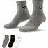 Фото #1 товара Носки спортивные Nike Everyday Lightweight Серый 3 пары