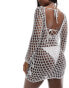 In The Style metallic crochet long sleeve scoop back mini beach dress in silver Серебристый, EU 38-40 - фото #3