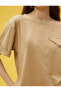 Cep Kapağı Detaylı Süet Görünümlü Tişört