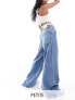 Фото #1 товара Stradivarius Petite wide leg jean with boxer waist in medium blue