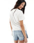 Фото #4 товара Tommy Jeans Graphic T-Shirt in White