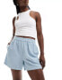 Фото #1 товара Pieces linen runner shorts in baby blue