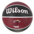 Фото #1 товара Wilson NBA Team Miami Heat Ball WTB1300XBMIA