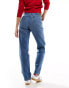 Фото #3 товара Lee Rider classic straight fit jeans in mid wash