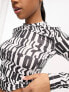 Urban Revivo graphic print cropped top in black and white