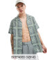 ASOS DESIGN relaxed revere shirt with tile bandana print in sage grün, M - Chest 40 - фото #1