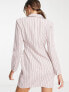 Женское мини-платье ASOS Tall ASOS DESIGN Tall Figurbetontes Mini-Blazerkleid in Rosa mit Nadelstreifen und Schulterpolstern Pink Pinstripe, US 4 - фото #3