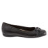 Фото #1 товара Trotters Sylvia T2166-001 Womens Black Extra Wide Leather Ballet Flats Shoes