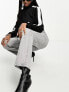 Фото #4 товара ASOS DESIGN Tall cropped easy straight jeans grey