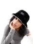 Фото #1 товара Tommy Jeans fuzzy reversible bucket hat in multi