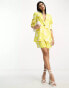 Фото #1 товара ASOS DESIGN oversized floral printed mom suit short with linen in yellow