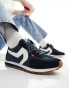 Фото #3 товара Levi's Stryder trainer in navy suede mix with logo