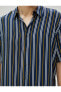 Фото #5 товара Рубашка мужская Koton Respect Life - Короткий рукав - Классический воротник - Кнопочная - Экологичная ткань