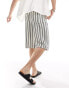 Фото #3 товара ASOS DESIGN heavyweight textured short in navy and white stripe