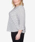 Фото #3 товара Plus Size Downtown Vibe Spliced Texture Flutter Sleeve Top