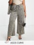 Фото #1 товара ASOS DESIGN Curve jersey slouch wide leg trouser in sage check