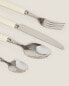 Cutlery set with handle detail