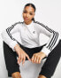 Фото #1 товара adidas Originals three stripe long sleeve t-shirt in white