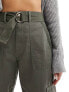 River Island belted cargo utility trouser in khaki KHAKI - DARK, EU 40 L32 - фото #3